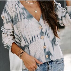VICI Tie Dye Oversized Button Front Long Sleeve Cardigan Sweater Size Small